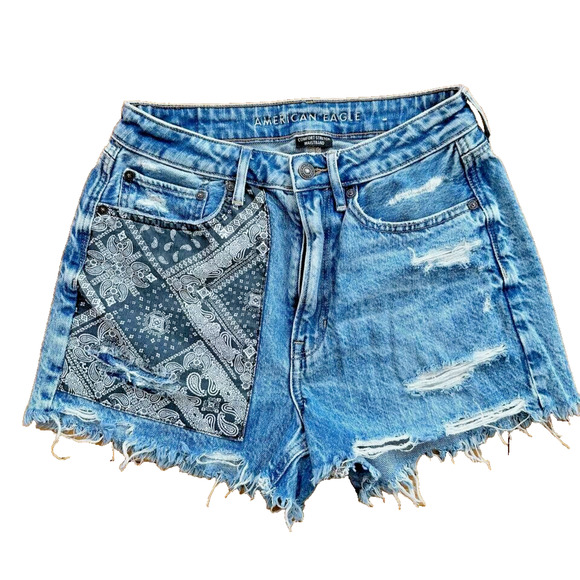 American Eagle Rise 90s Boyfriend Denim Cutoff Shorts Distressed 6 A000602 - Picture 1 of 10